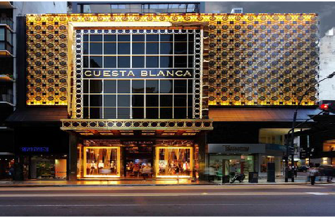 赫章门头设计与商业空间的纽带。